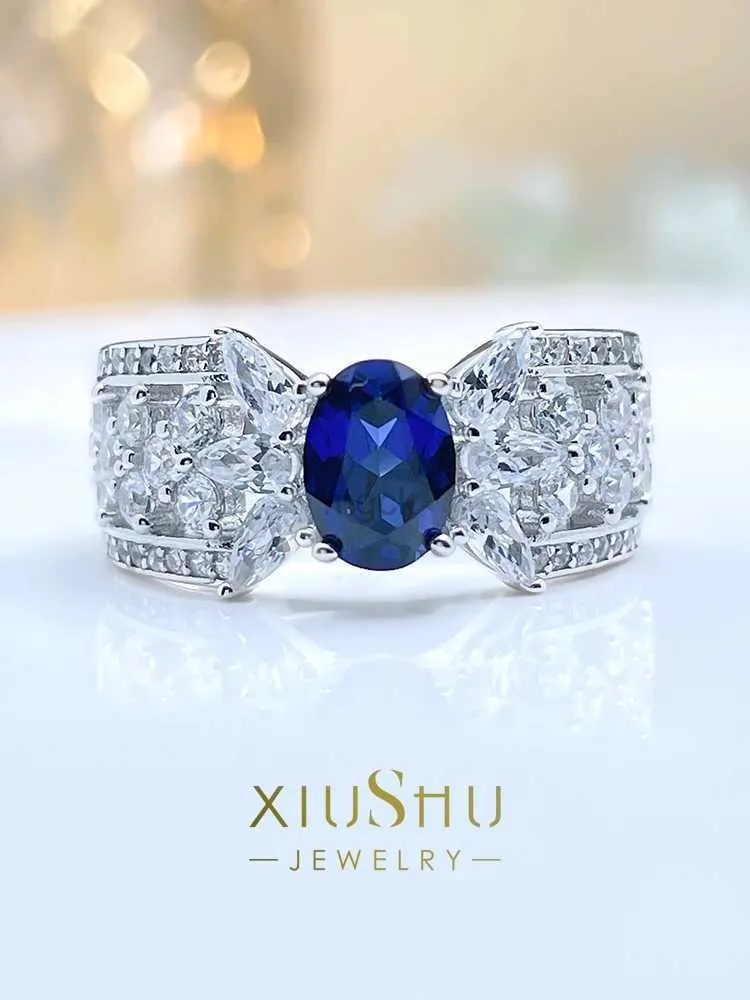 Anéis de casamento Sapphire artificial luxuoso e sofisticado da moda 925 anel de prata de alto carbono diamátil versátil e design de nicho 240419