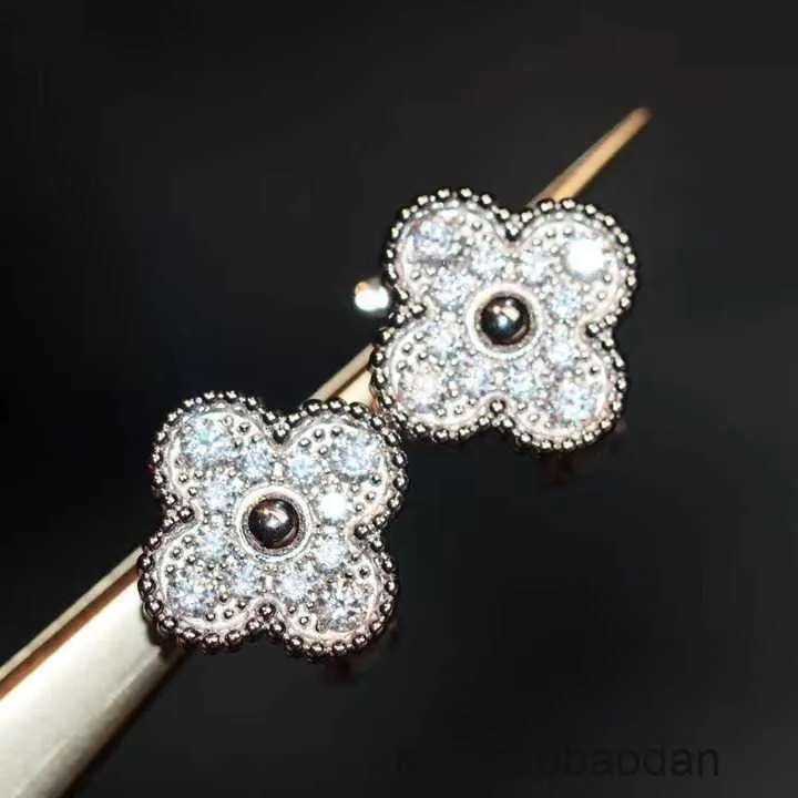 Top Quality Classic Style Fanjia Clover Full Diamond Earrings Ear Clamps 18k Electroplated High Edition