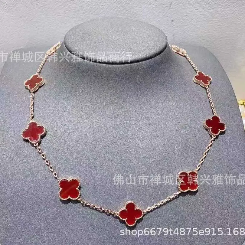 Brand de créateur Four Leaf Grass Ten Collier de fleurs Glod Natural Fritillaria Red Chalcedony laser Femelle 18K Boucles d'oreilles en diamant complet Bracelet