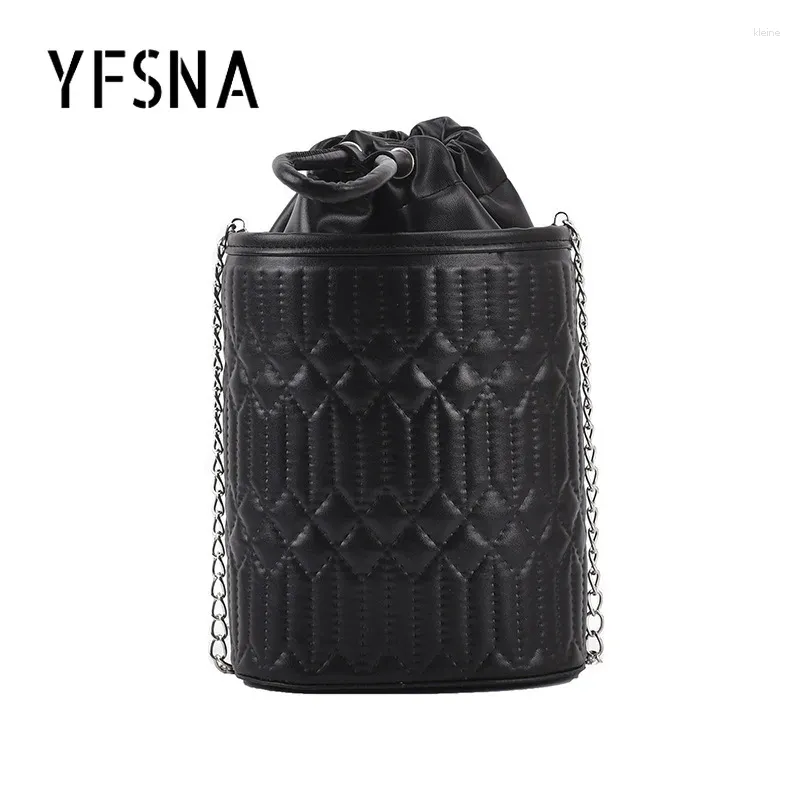 Shoulder Bags Desinger Bag For Women Crossbody Fashion Chain Embroidery Thread Cylinder Casual Handbags Underarm