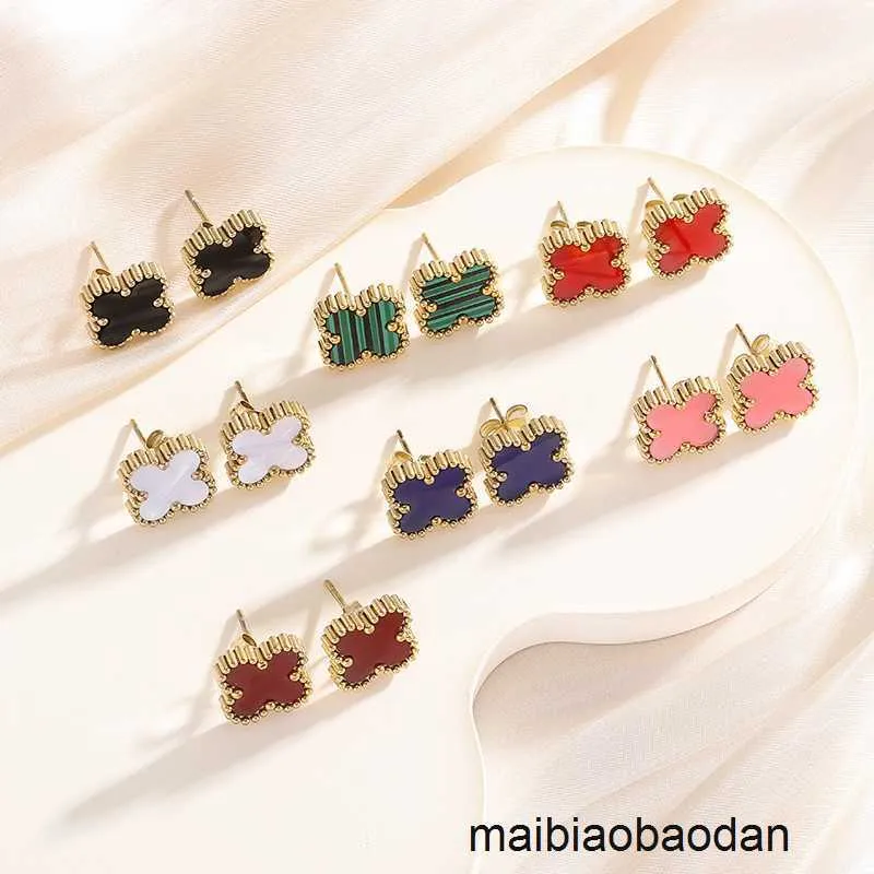 Top Quality Classic Style Five Red Earrings Fanjia Four Leaf Grass Shell 18k Gold Versatile Lucky