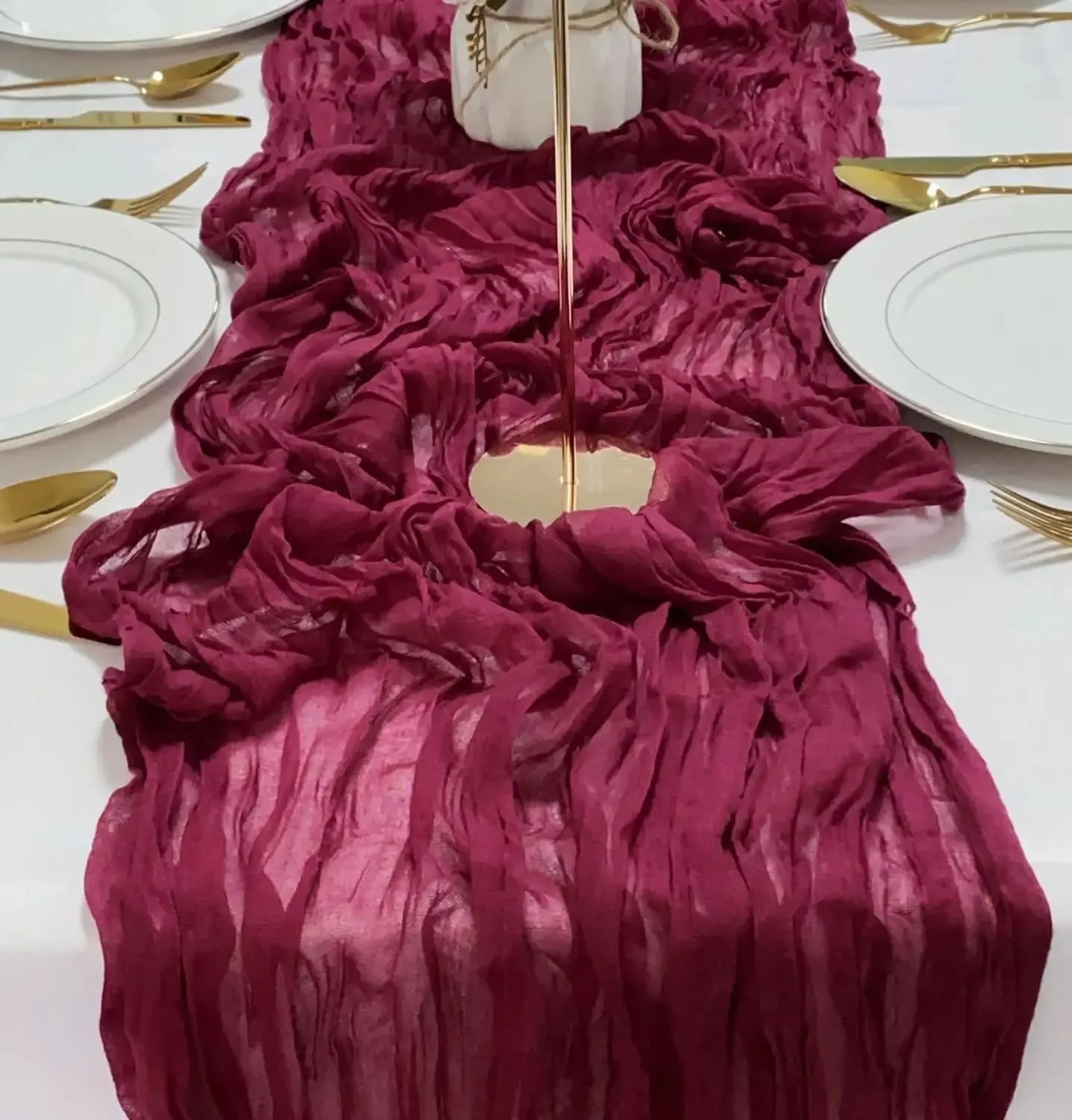 90 * 400cm Bourgogne Reliner de table de gluds pour réception de mariage Sheer Bridal Down Birthday Party de Noël décoration 240419