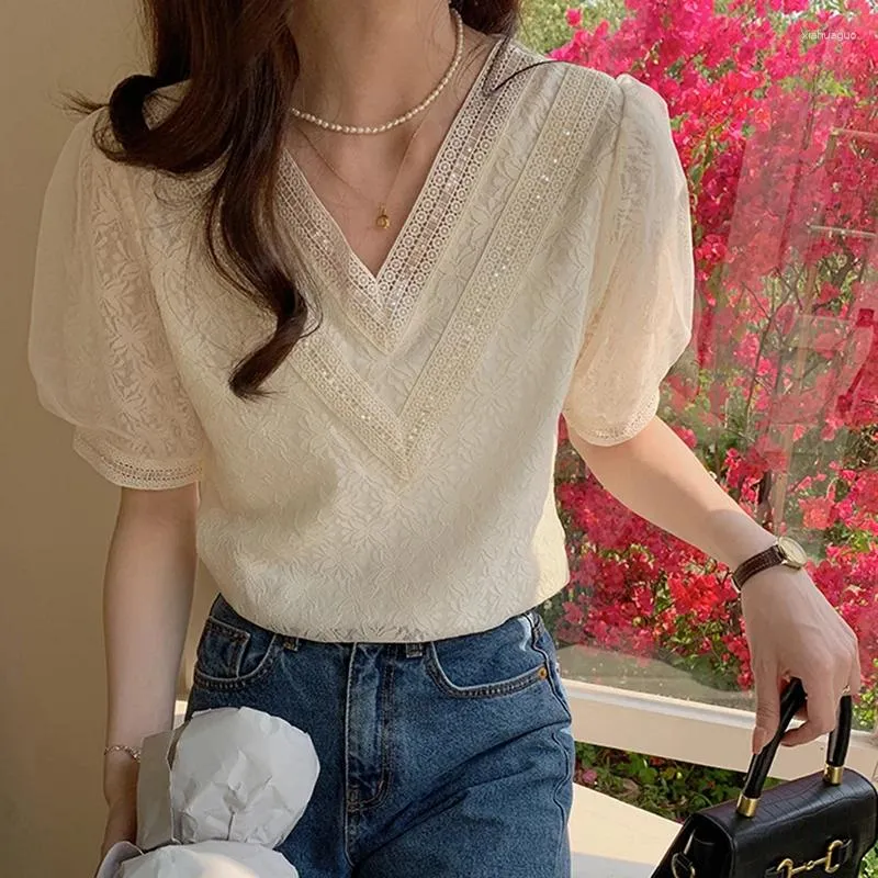 Camicette da donna Summer Puff Short Short Lace Bloge Work Tops casual per camicia abbinata a V con paillettes alla moda 2024