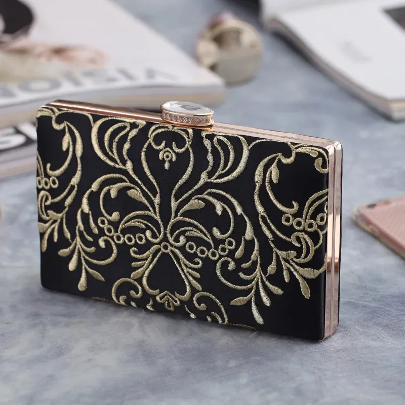Bags 2022 Silk Embroidery Flowers Evening Bags Black Wedding Clutch Wallets Diamond Hasp Party Shoulder Bags Purser Wallets MN1492