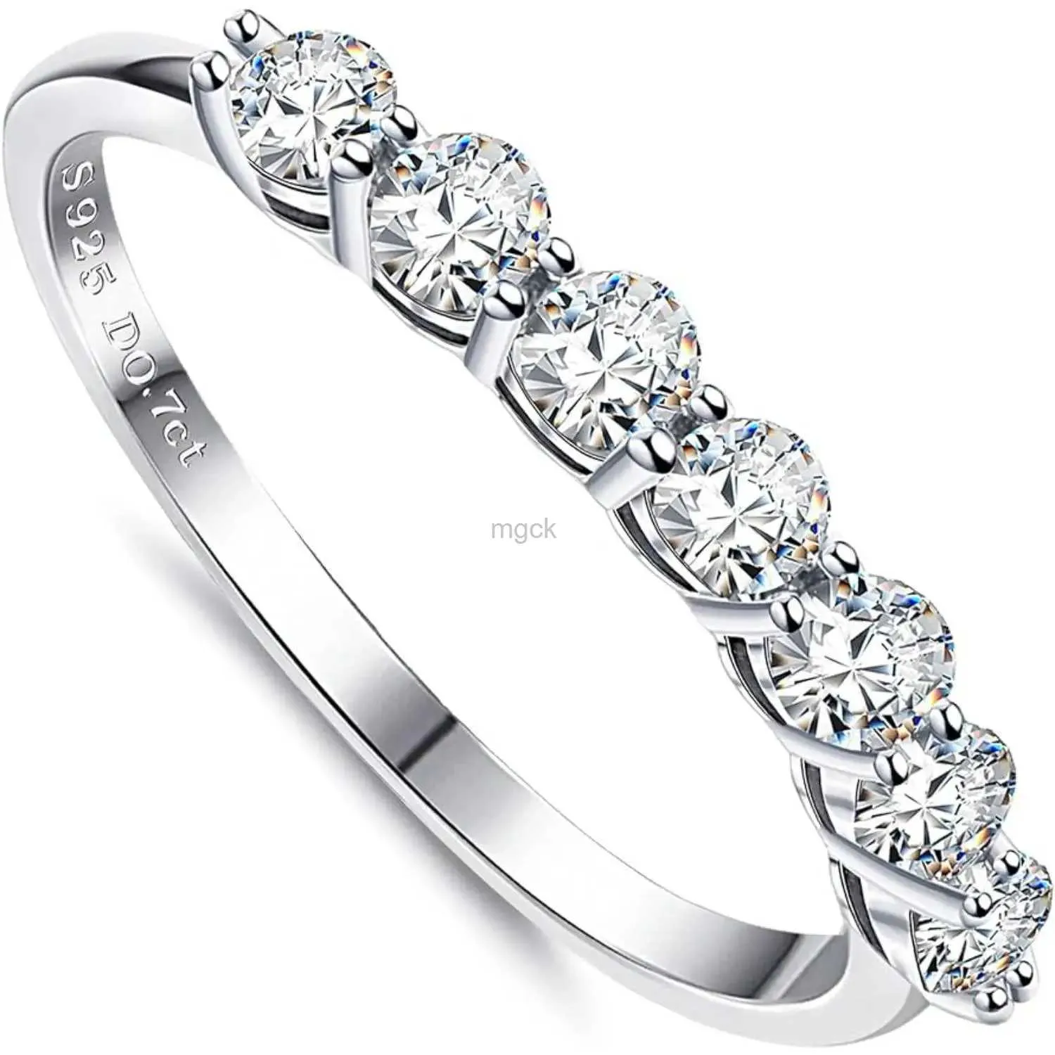Anelli di nozze Fansilver Wedding Band 0.7Ct ha creato diamante 18k in oro bianco oro placcato 925 sterling sterling wedding band anello impilabile per donne 240419
