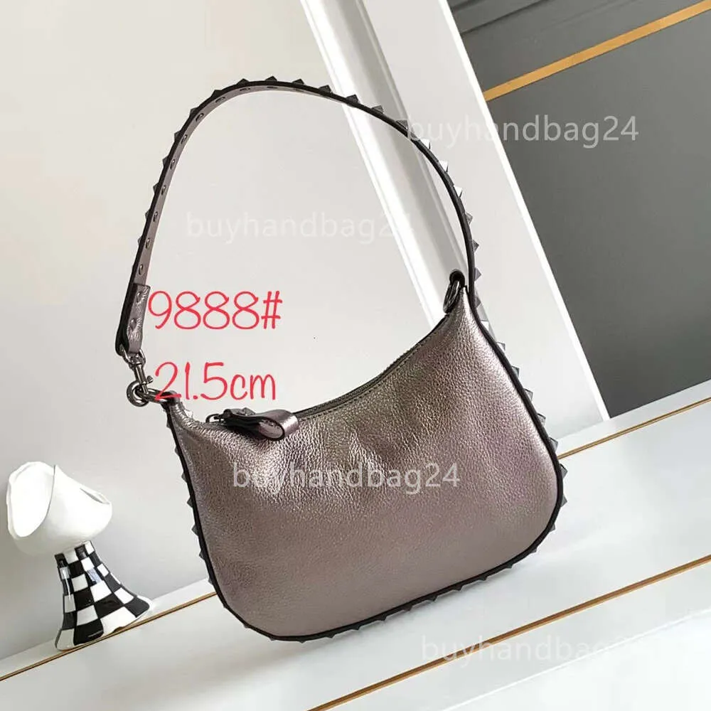 Handväska Nytt sommarmönster 2024 Underarmdesigner Zipper Bag Vlogoo Vallentinos V-Button Vslings Crossbody Event Shoulder Bags Litchi Stud Hobo CR3G