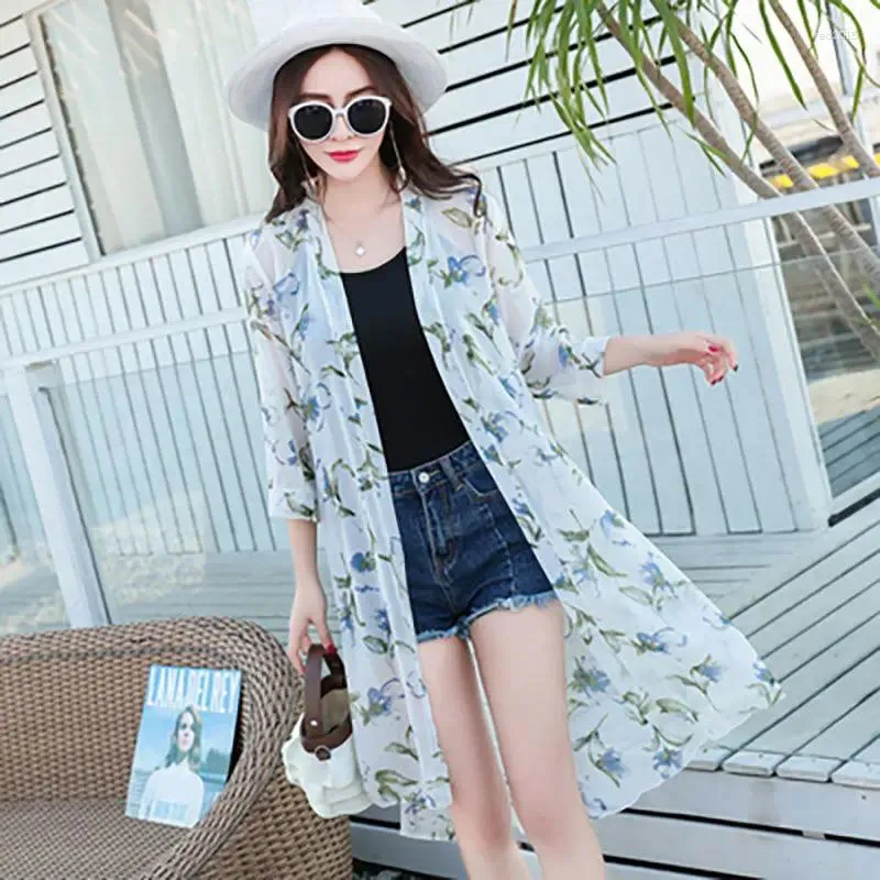 Women's Jackets 2024 Sunscreen Clothing Long Summer Shawl Thin Coat Chiffon Cardigan Beach UV Protection E294