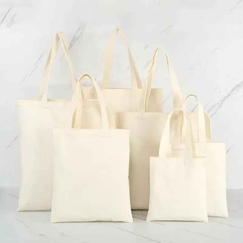 Сумки 10 шт./Лоты черные белые натуральные хлопковые пакеты мешки с плечами сумки сумки сумки (индивидуальный логотип нуждается в 100 шт.