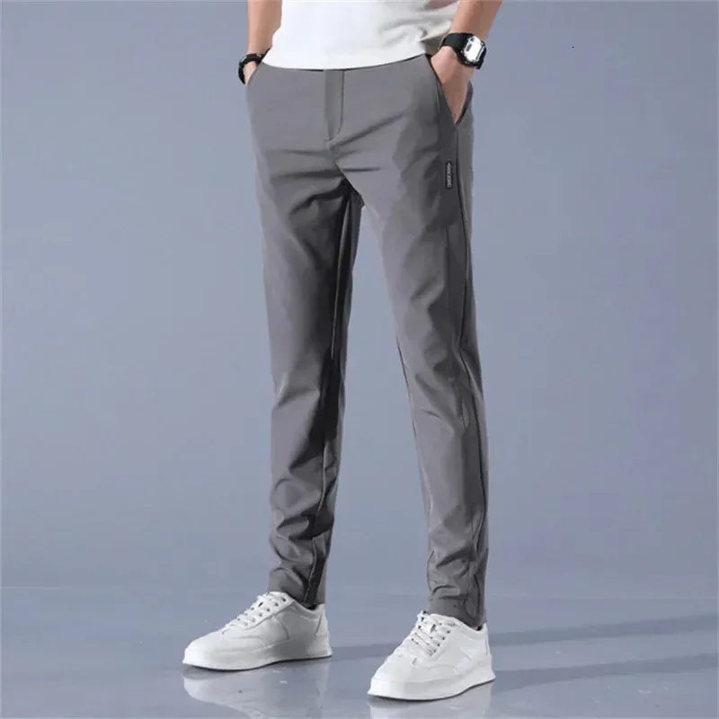 2024 Ice Silk Breattable Golf Pants Mens Casual Pants Cool Sports Pants Sports Soft Pants Summer Jogging Pants bekväma 240419