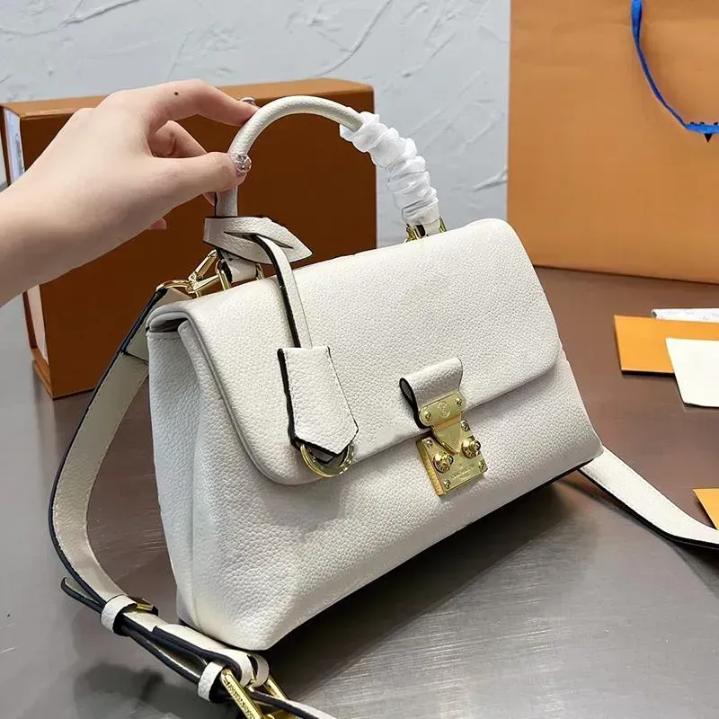2024 Luxus Bag Designer Geldbeutel Handtasche Madeline BB Umhängetasche Leder Crossbody Tasche für Frauen Karteninhaber Mode Vintage -Tasche