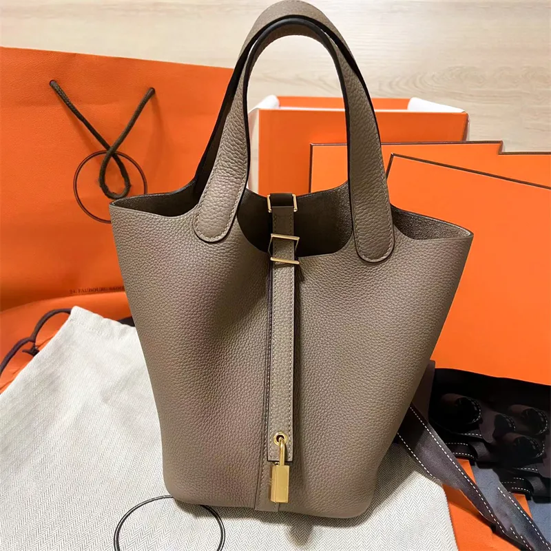 Mode dames koppeling bucket Bag portemonnee lederen crossbody shop designer tassen lady schouderreizen handtas buiten zwart onderarm pochette luxe plunje tassen