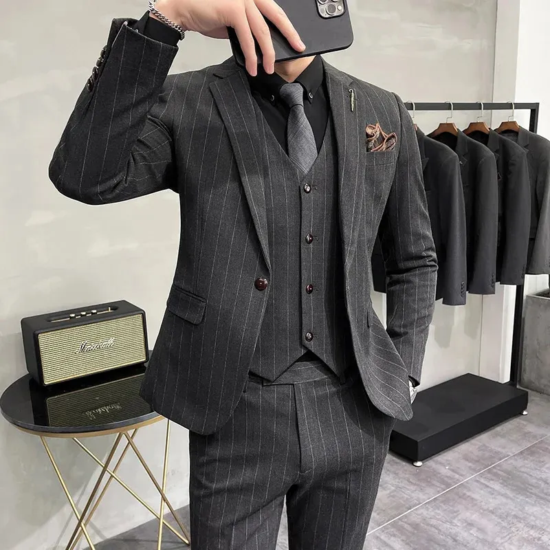 S-7XL Blazer Vest Pants High-End Brand Plaid Retro Business Suit Groom Wedding Party Slim Suit Fashion British Style Performance 240418