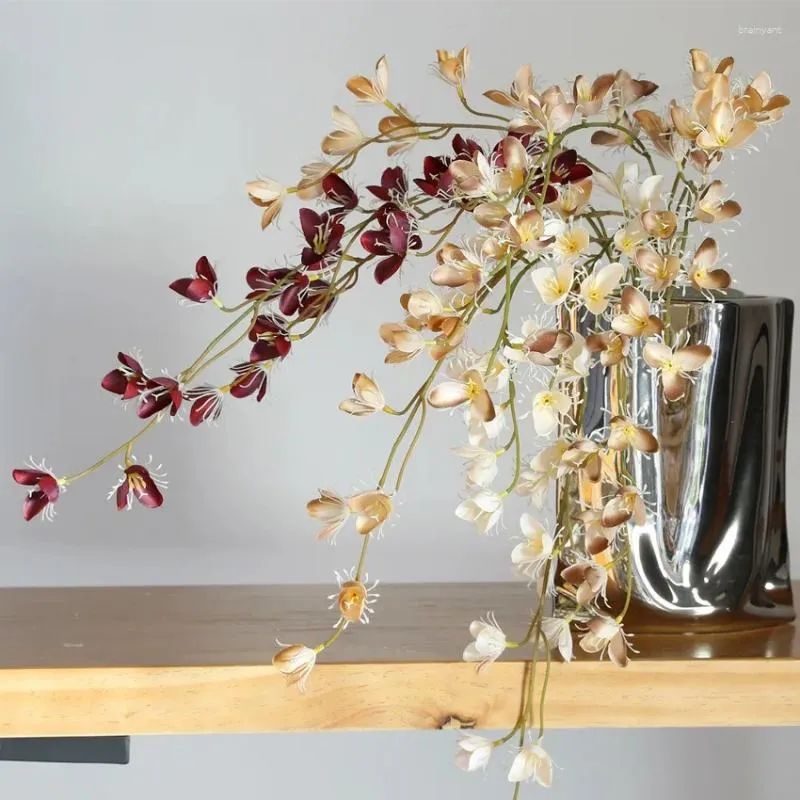 Flores decorativas Winterweet Plum Cherry Artificial for Home Table Decoração de casamento Flores Fleur Artificielle Wreath Decor de outono