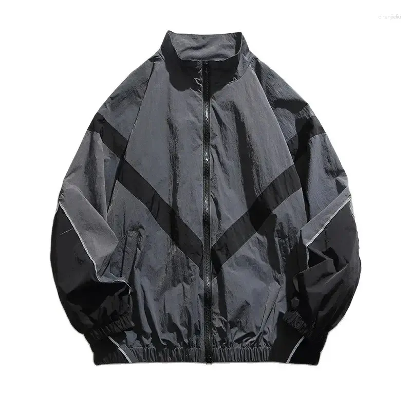 Kurtki polowe japońskie harajuku mężczyzn Windbreaker Patchwork odblaskowy pasek Stripe Casual Kurtka Para Bomber Loose Zipper Płaszcz Sprężyna 2024