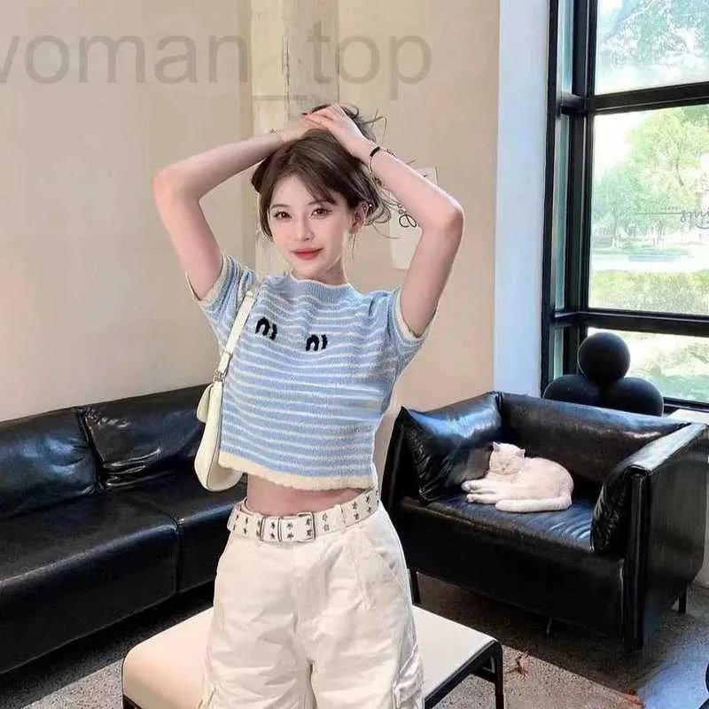 Women's Sweaters Designer 2024 Spring/Summer New miu T-shirt Blue Stripe Slimming Short Style Contrast Small Fragrance Knitted Sleeve Bottom Shirt for Women 8UPI