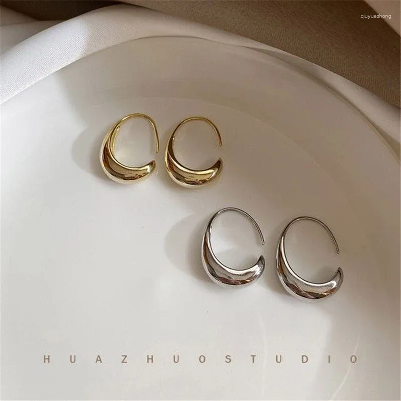Boucles d'oreilles en peluche 2024 Gold Color Metal Metal Droplettes d'eau en forme de C