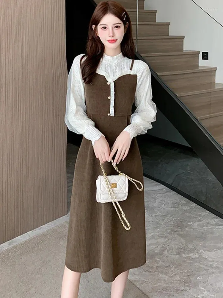 Casual Dresses Autumn Winter Corduroy Chic Patchwork White Lace Midi Dress Women Elegant Ruffled Prom Clothes 2024 Korean BodyCon