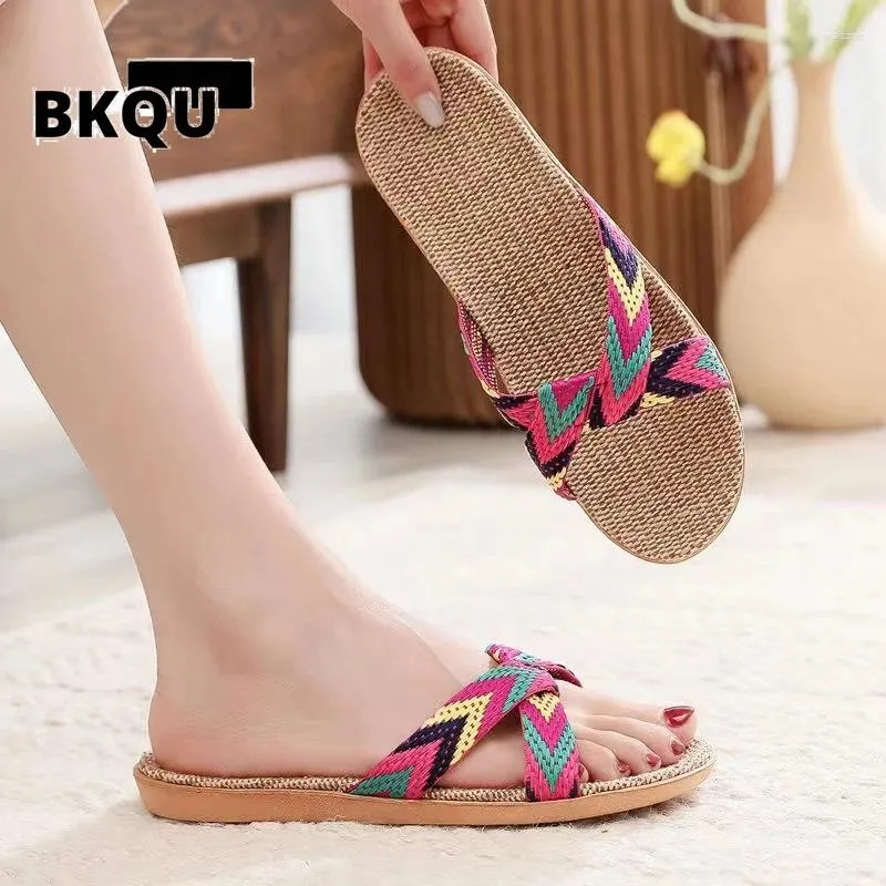 Тапочки Bkqu 2024 Summer Colors Flax Home Women 35-45 Большой размер шлепающие пляжные шлепанцы не скользят.