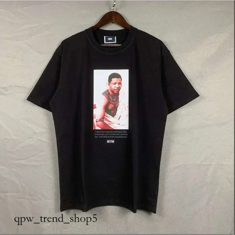 High Street Tide Brand Herren T-Shirts Kith Street View gedruckt kurzärmelig Rose Omoroccan Fliesen für Männer und Frauen Tee Baumwolle 582