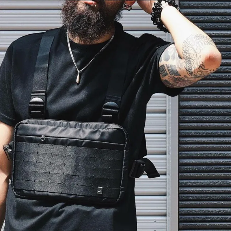 Förpackar män bröstrigg hiphop streetwear funktionell bröstväska korsa axelväska justerbar taktisk streetwear väskor kanye midjepaket