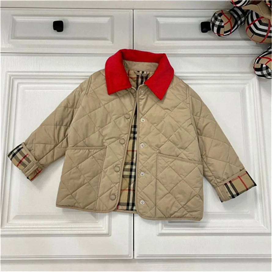 New Brand Girls Boys Down Jacket Luxury High Quality Automne and Winter Children's Trench Coat Trench's Taille de 100 cm-160 cm A3