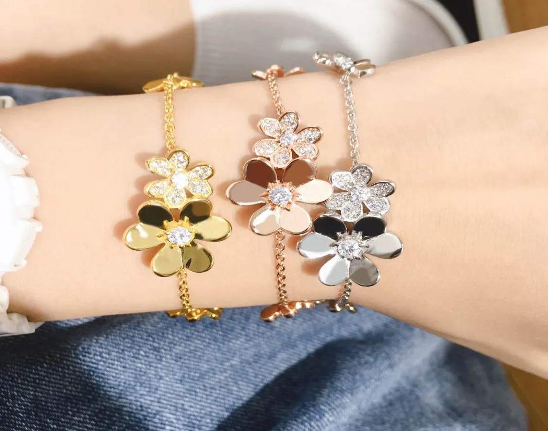 Fashion Simple Four Leaf Clover 3 Flowers Bracelet Link Bangle with Diamonds S925 Silver 18K Gold for WomenGirls Valentine039s8646173