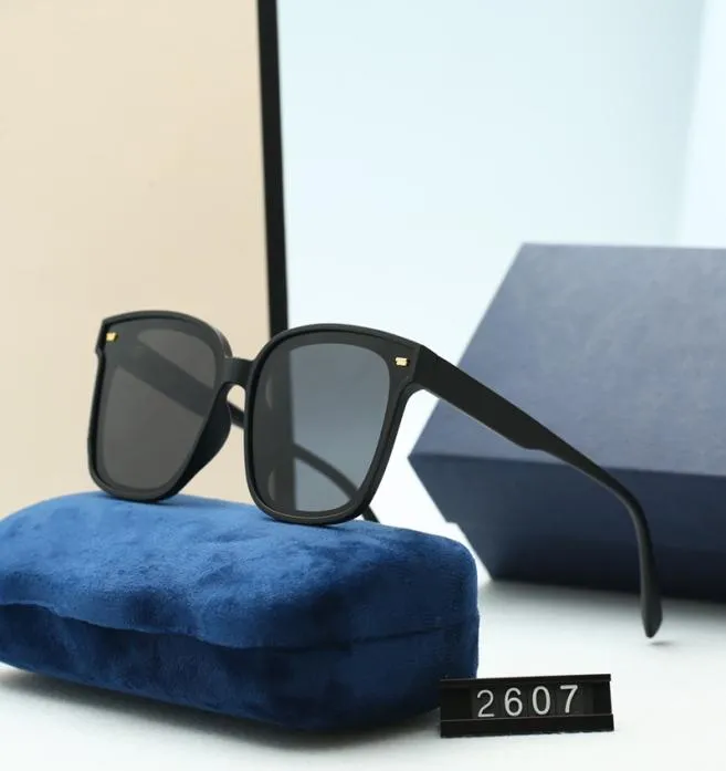 Glasses de luxo de designers de luxo quadrado de condução polarizada copos de sol