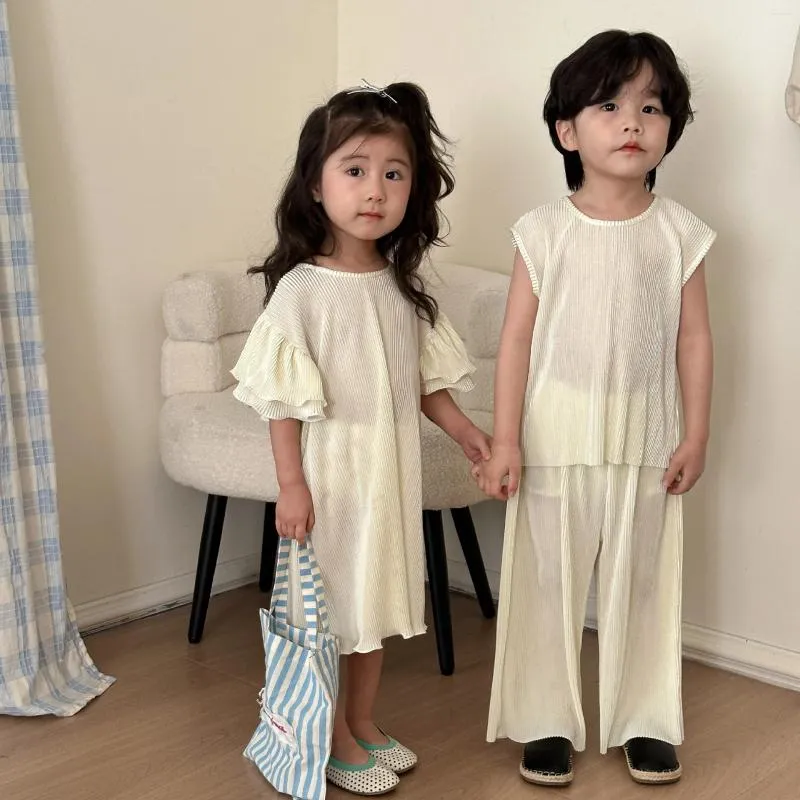 Ensembles de vêtements 2024 Enfants d'été Sans manches pyjamas Set Boys Gest Pantal