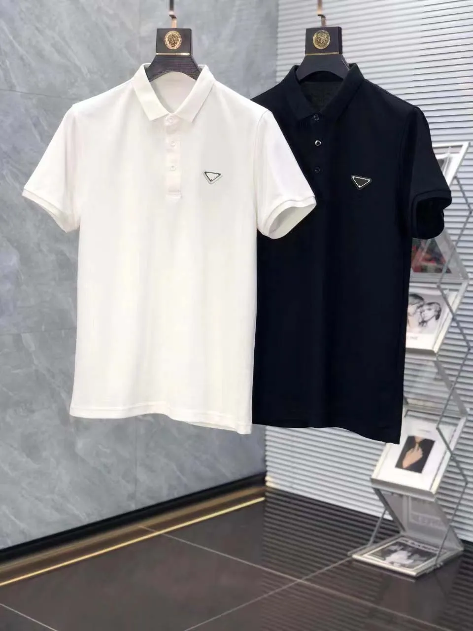 Mens Polo Summer Embroidered Golf Shirt Herr Högkvalitativ MÄNS KORT SLEEVED WOMENS T-shirt andningsbar och snabb torkningstopp i linjen Business