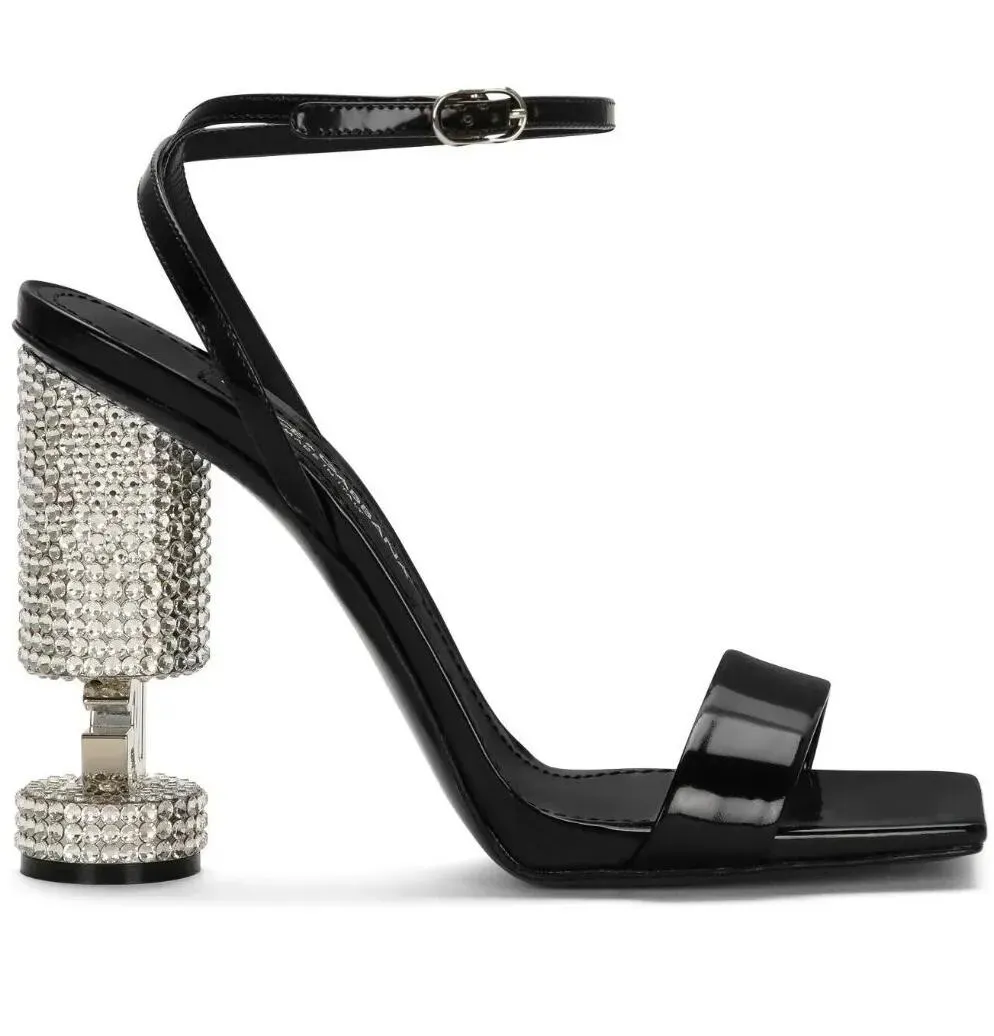 Słynna marka Women wypolerowane sandały z cielęcia buty z kryształkami obcasy czarny patent skórzany suknia ślubna lady gladiator sandalias eu35-42 oryginalne pudełko