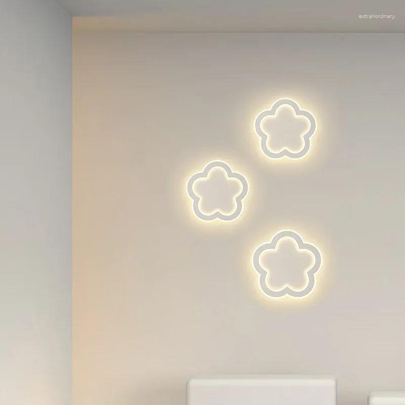 Lampe murale chambre de chevet minimaliste des lampes LED modernes simples