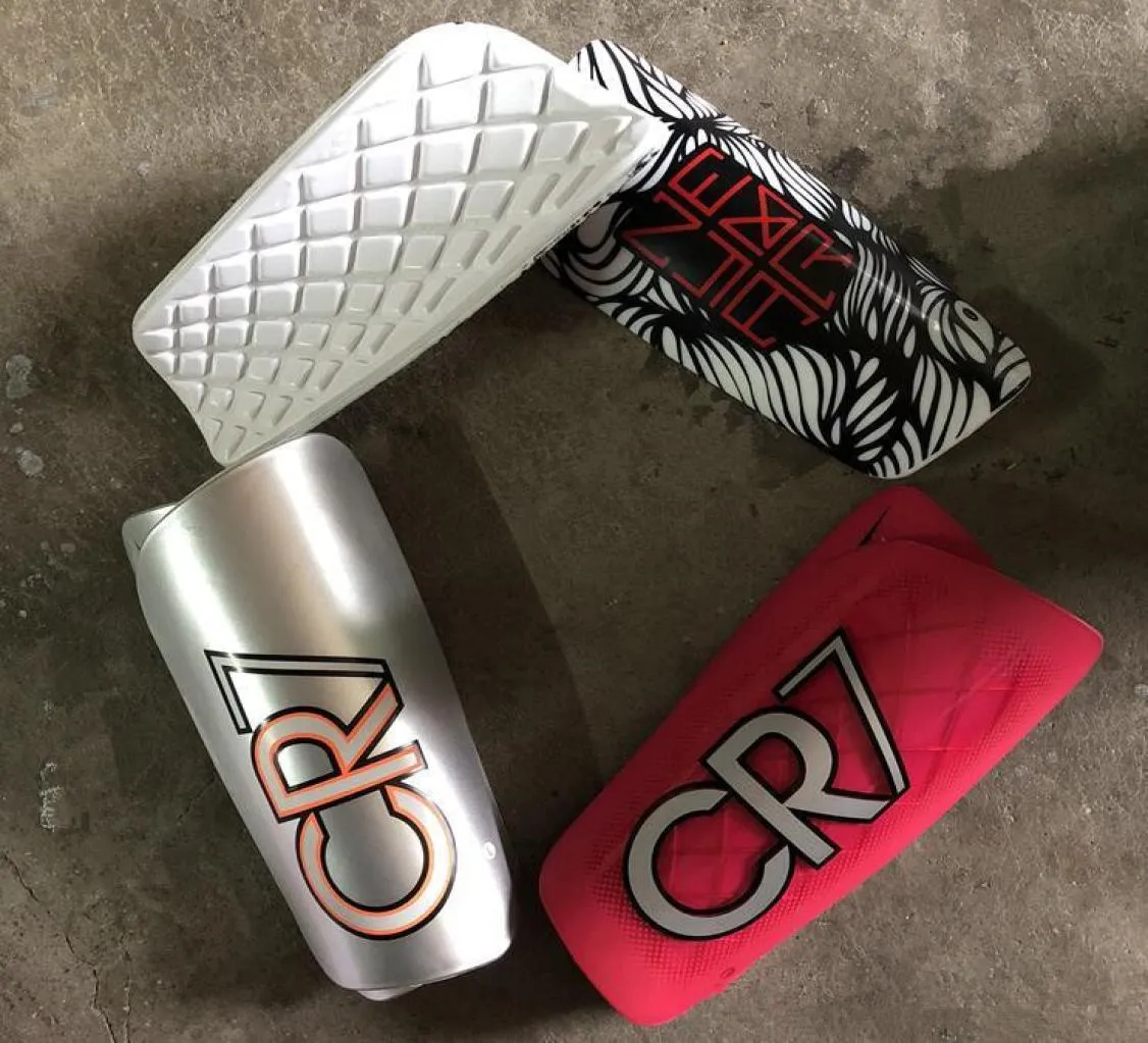 CR7 в футболе Shin Guard