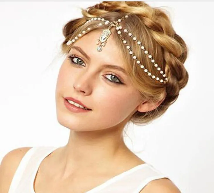 2019 Nieuwe beigeerde Boheemse retro gotische diamanten luxe parel haarstukjes mode bruid hoofdtooi boho fascinators3518127