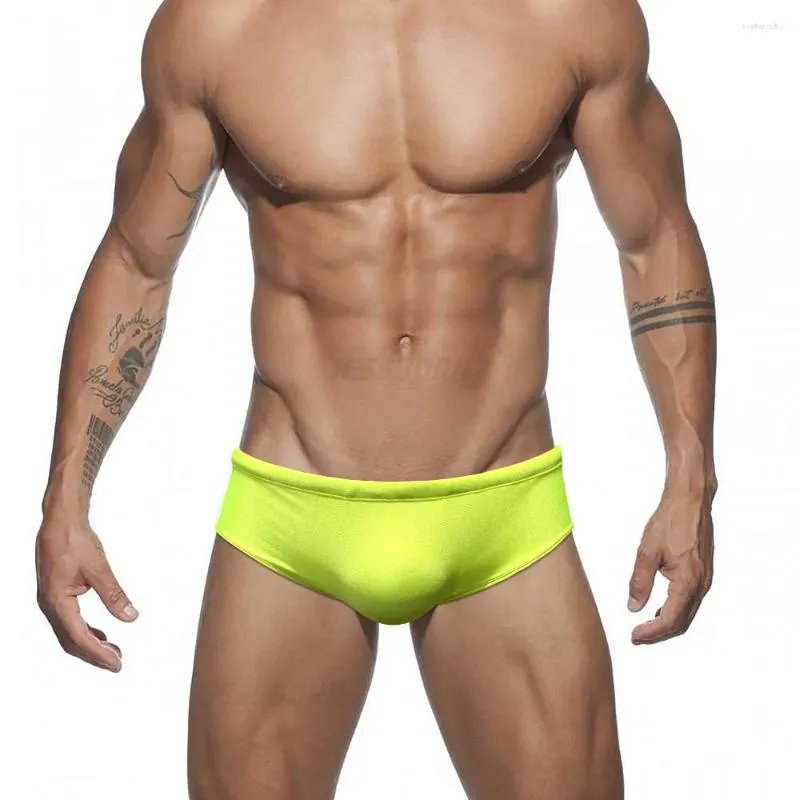 Women's Swimwear WQ4 2024 Summer 11 Solid Color Low Waist Sexy Men Swim Briefs Bikinis Pool Beach Shorts Gay Swimsuits