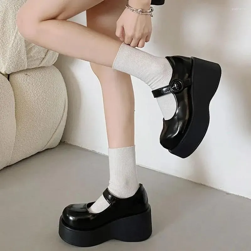 Sıradan Ayakkabı Kadınlar Pompalar Mary Jane Süper Yüksek Topuk Platform Kama Bahar Ladies Loafers ayak bileği toka kayışı klasik tatlı kadın lolita