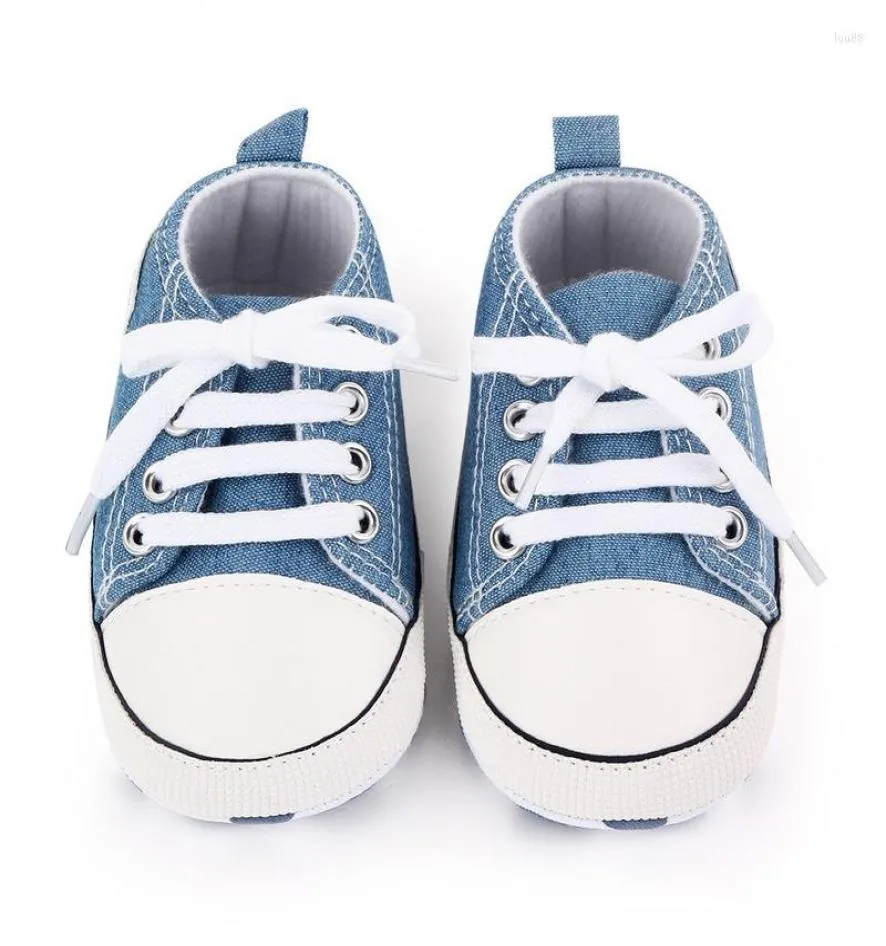 First Walkers Classic Baby Shoes Jungen Mädchen Flash Sport Crib Kind Kleinkind Soft allein Antislip Sneakers6251617