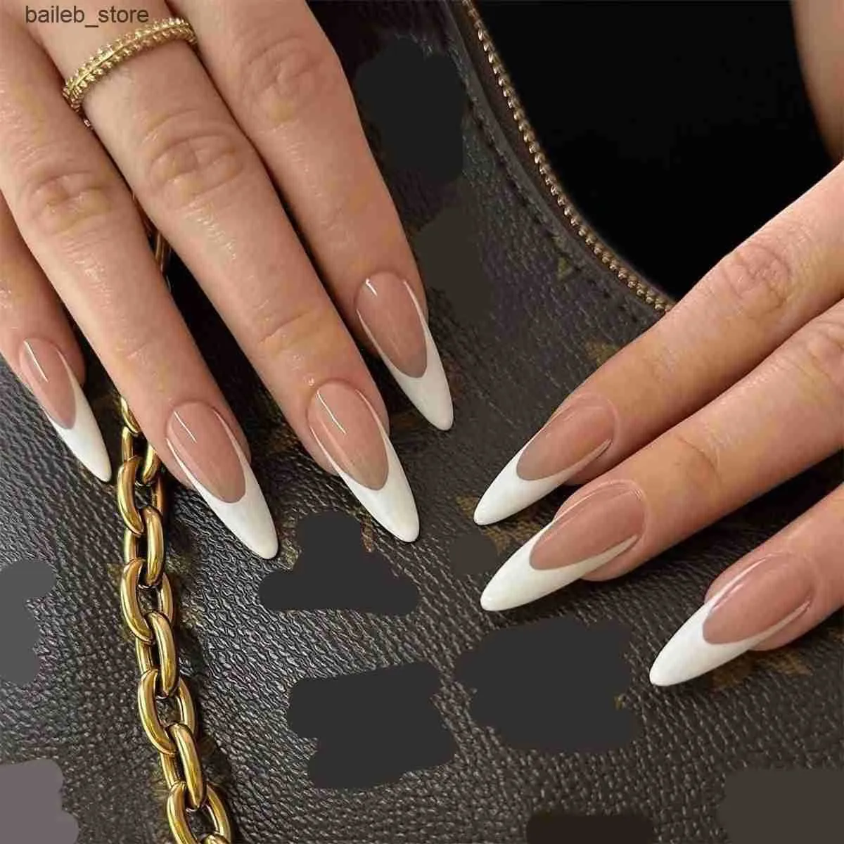 False Nails 24sts ins franska falsk nagel lapp vit kant design enkel naken färg falsk nagel fullt omslag bärbara konstgjorda akryl naglar tips y240419 y240419