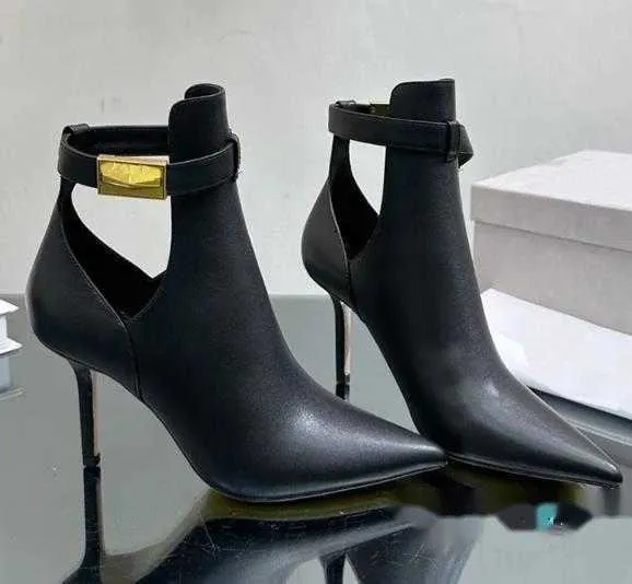 패션 펌프 샌들 새로운 얇은 하이힐의 짧은 부츠 여성들은 발가락 진짜 가죽 중공을 가리 킵니다.