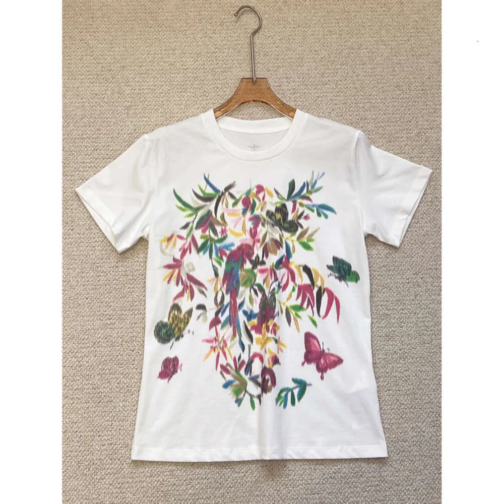 D 2024 Début du début du printemps New Women's Wear Halo Dyed Butterfly Print Top T-shirt