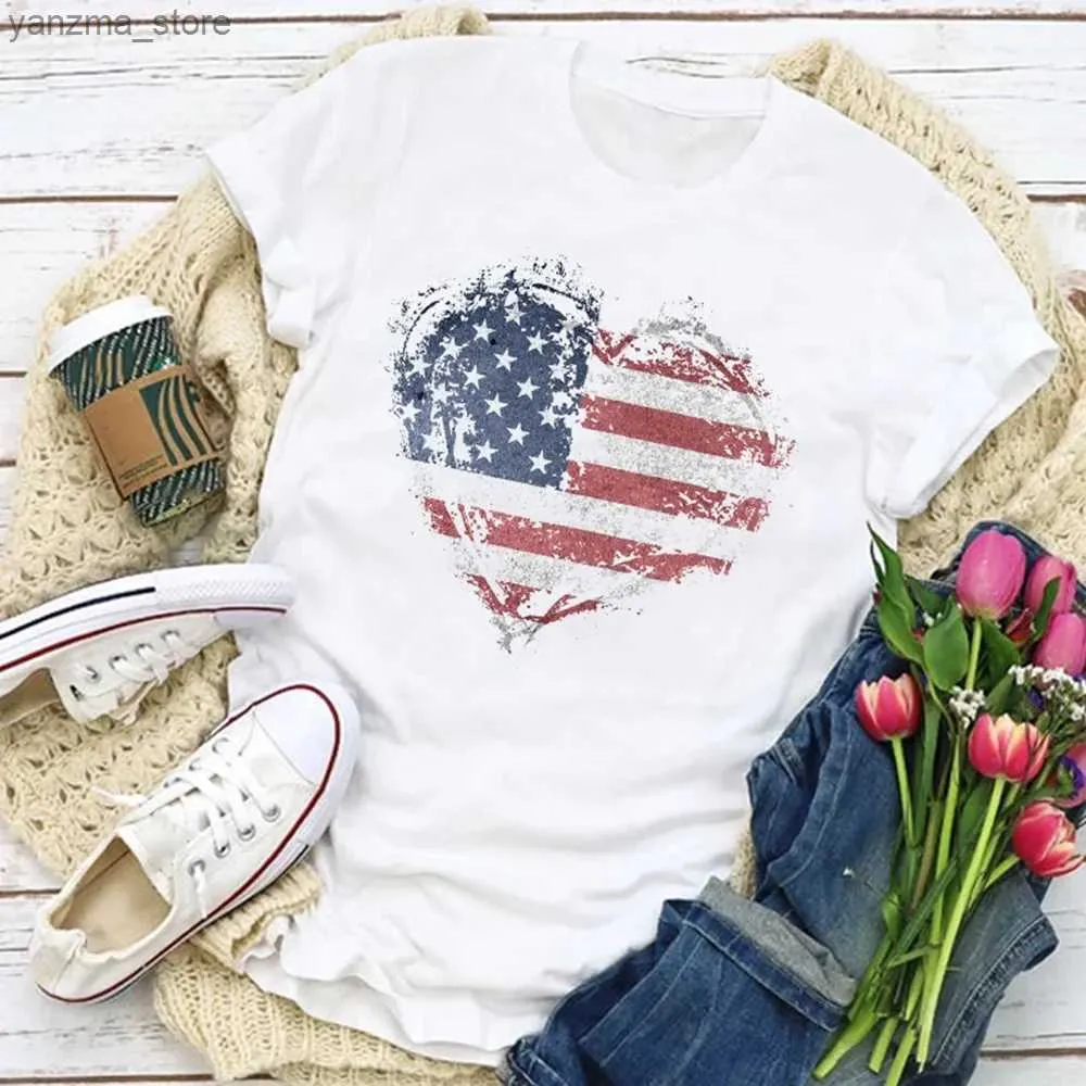 Женская футболка плюс размер женщин График США флаг Американский патриотический сердце любовь летняя футболка Топоры Леди Женская одежда Кани и носить футболку Y240420