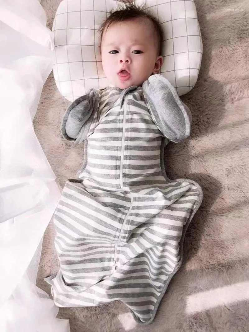 Filtar födda Sleepsack Cotton Baby Swaddle Filt Wrap Hat Set Spädbarn Justerbar sovväska Muslin 0-6m
