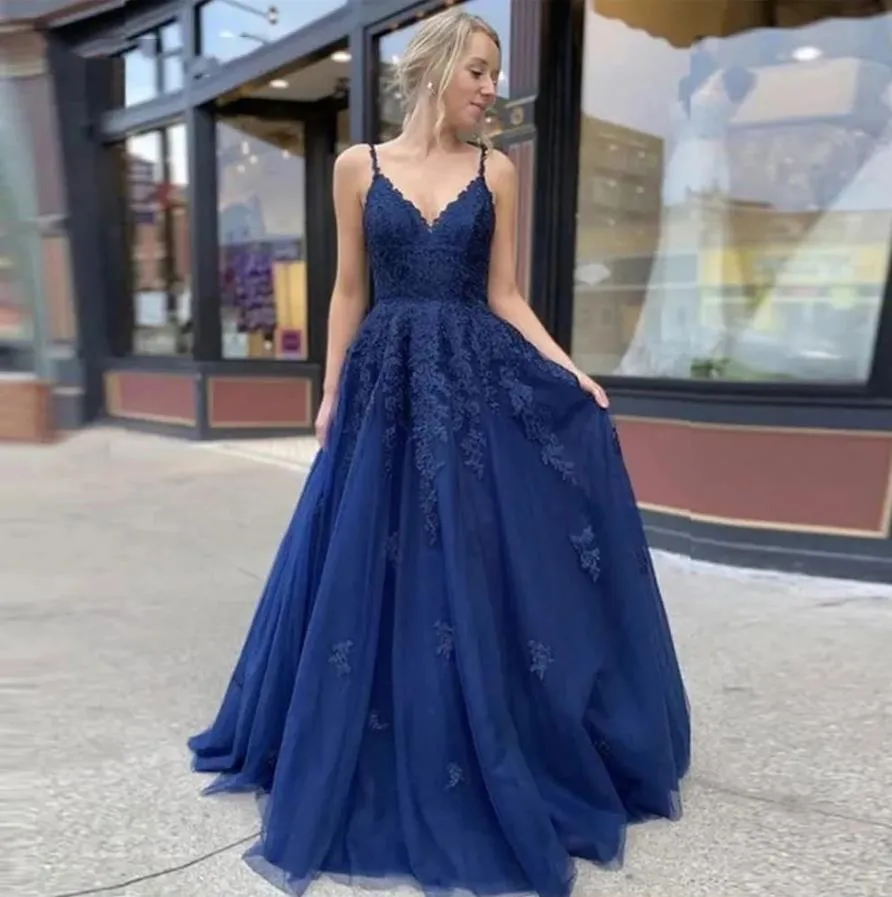 Lace Navy Blue V-neck Vestidos De Fiesta Noche Prom Evening Dresses spaghetti straps Robe De Soiree Gown Frock Long Soft Tulle Lace-up Party Gown