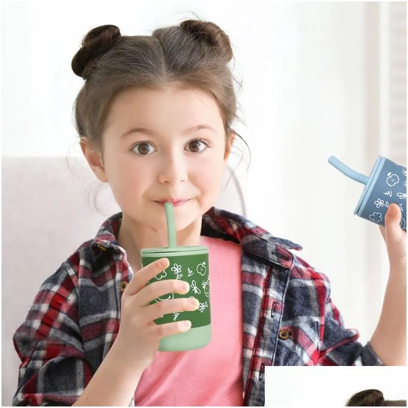 Altre tazze d'acqua per baby fumetti da bevande con tazza di sippy a prova di spilly.