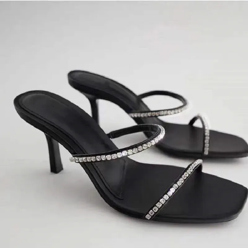 Sandales d'été pour femmes Toe carrée de ramines femelles pantoufles femmes minces pompes de mode à talon élégant sandalias mujer noir 41 42 240409