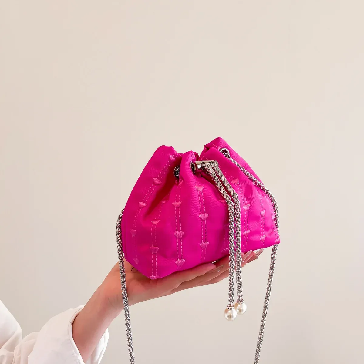 Bags Exquisite Embroidery Designer's Small Bucket Bag 2023 New Women's Handbag Trendy Rose Luxury Girl's Shoulder Bag