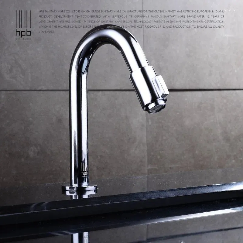 Torneiras de pia do banheiro Wuhan Personalidade Copper Bacia de orifício único Faucet Brass Wash HP9002