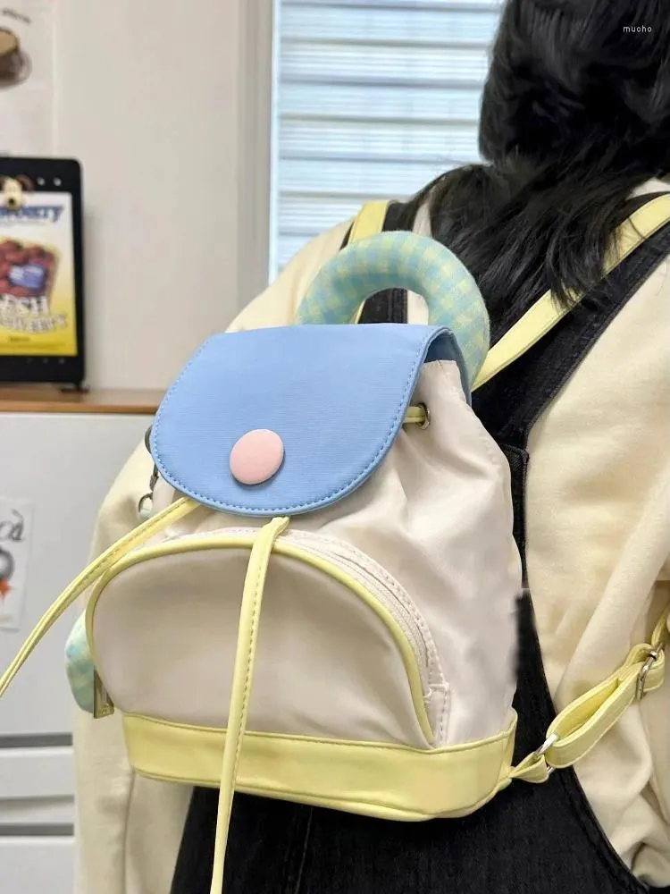 Рюкзак лето сладкие кнопки школьные рюкзаки женщин 2024 Мод