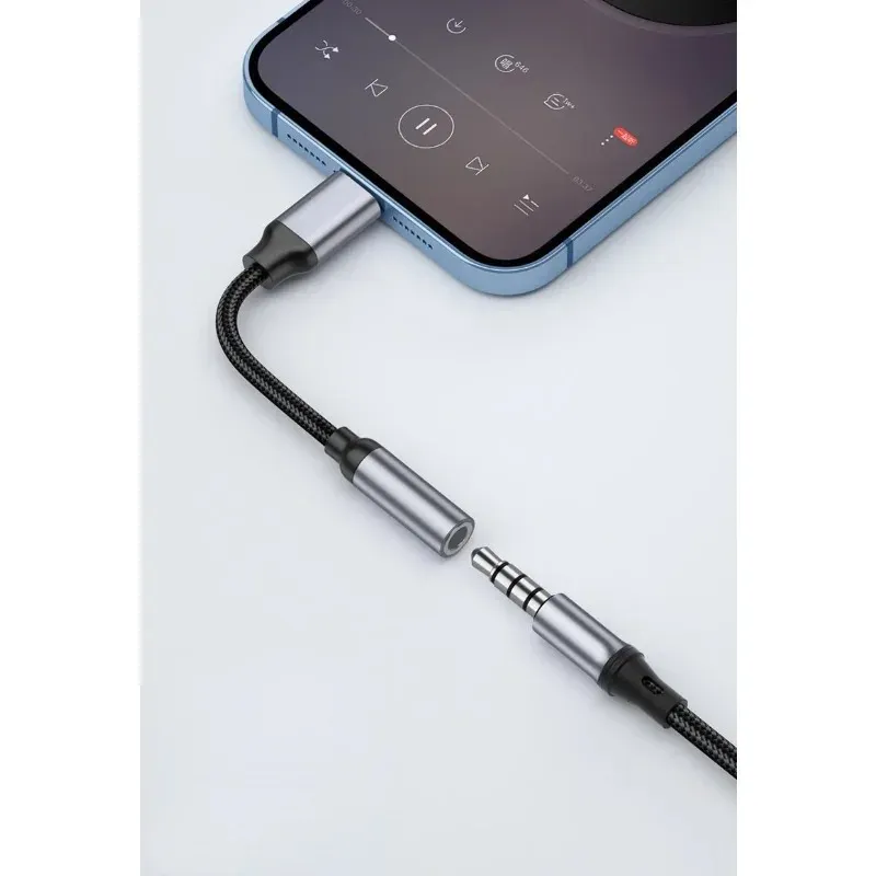 2024 8 iPhone用の3.5mmジャック補助ケーブル13 12 11 Pro Male to Memale HeadPhone Connector Audio Splitter for iOS 14上