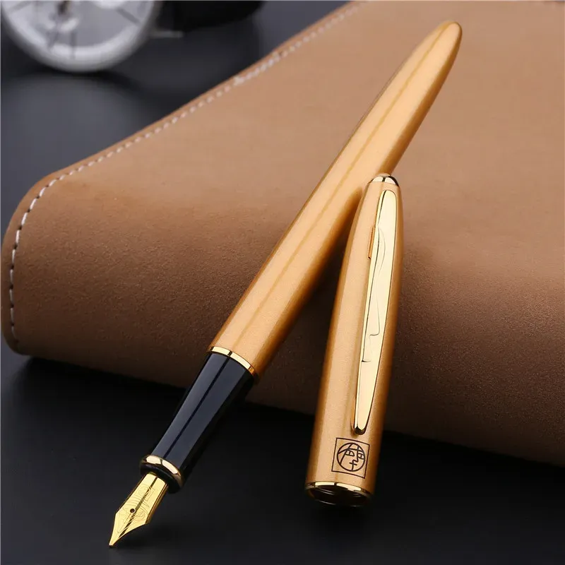 Ручки 1pcs Picasso 606 Fashion Pimio Elegant Fountain Pen Gold F Nib Классическая чернила и оригинальная подарочная коробка для офиса