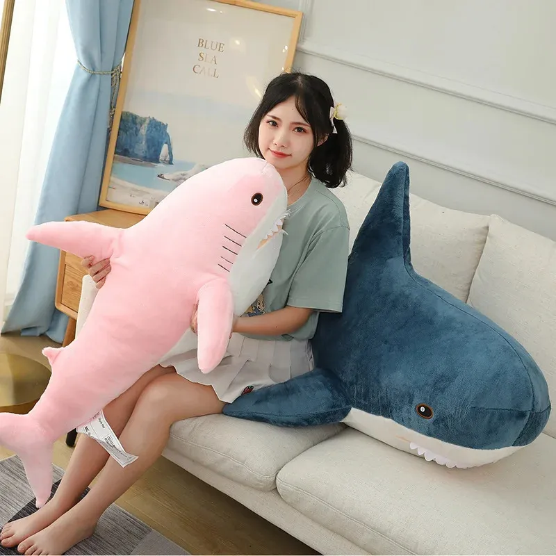 15140cmカラフルなサメのぬいぐるみおもちゃbluepinkgreyぬいぐるみ動物魚ソフトドールクジラ睡眠枕カワイイギフトキッドガールボーイズ240420